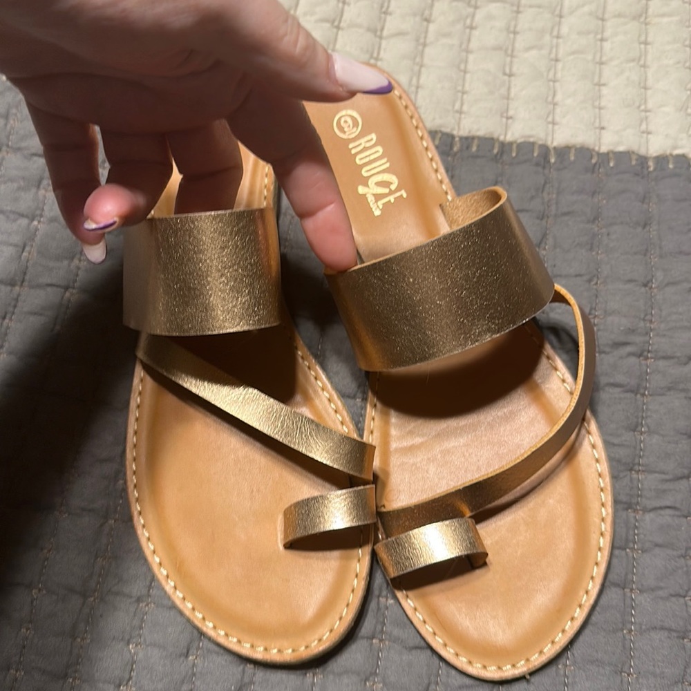 Woman's sandals